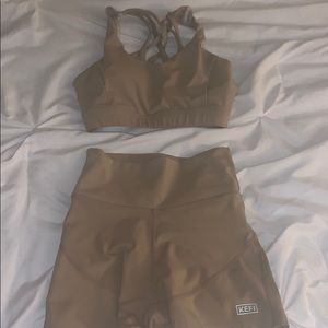 Kefi nude Matching workout outfit
